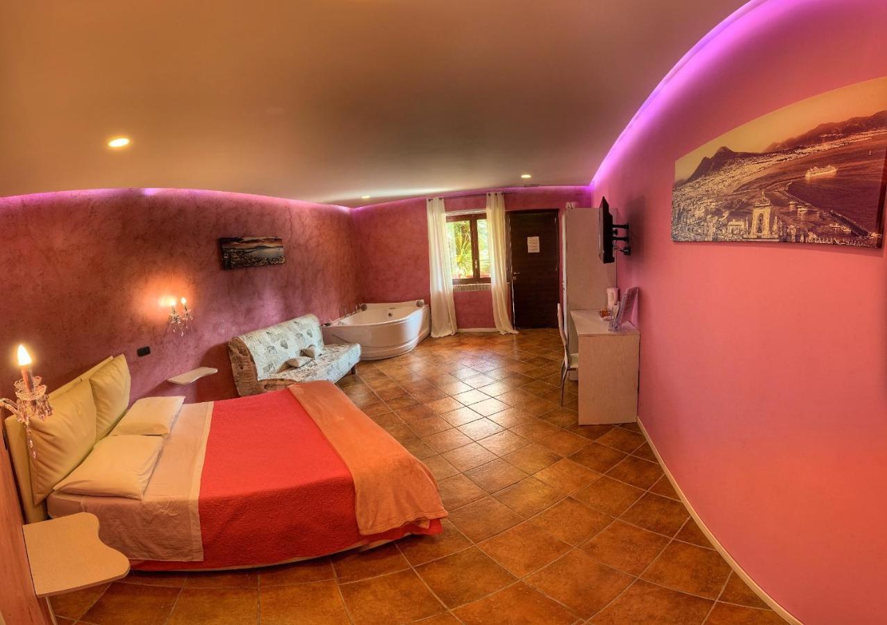 נאפולי Relais La Villa (Adults Only) מראה חיצוני תמונה